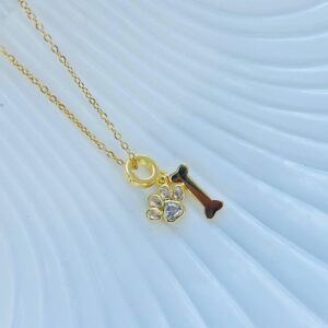 Cadena huellita canina